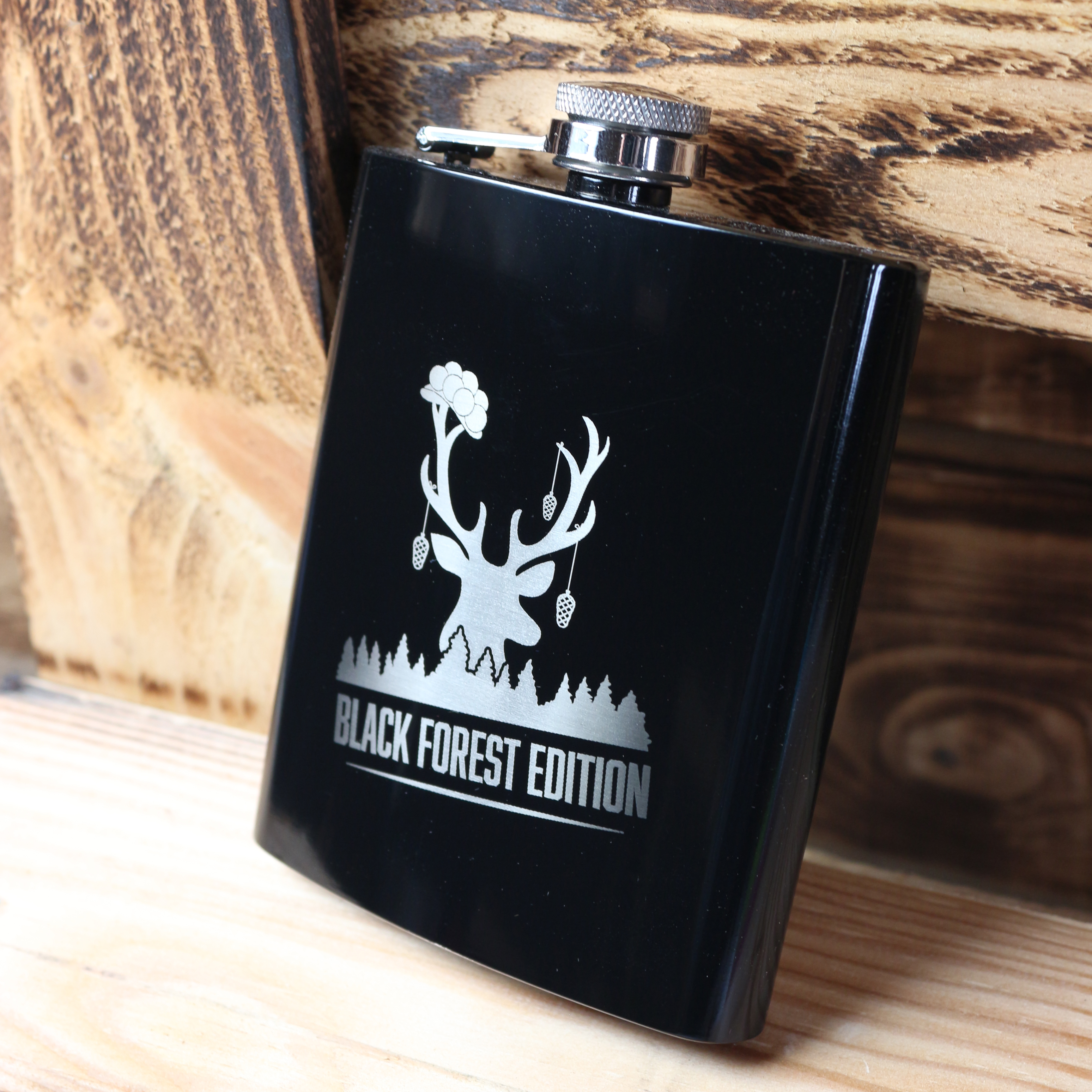 Flachmann schwarz "Black forest edition"